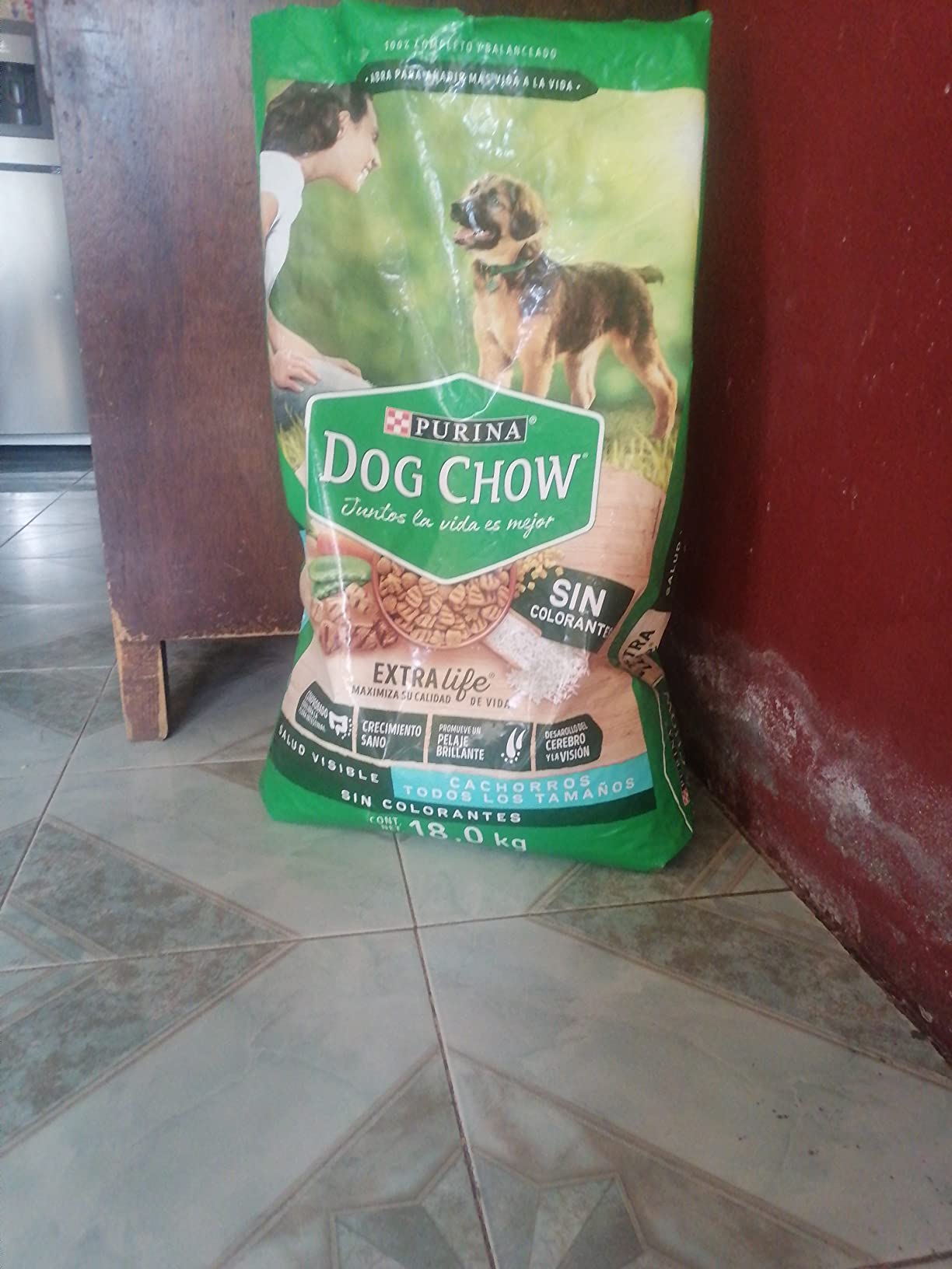 Comida para Cachorros Todos Los Tamaños con Sabor a Carne, Pollo, Frutas y Leche – 1 x 18 Kg