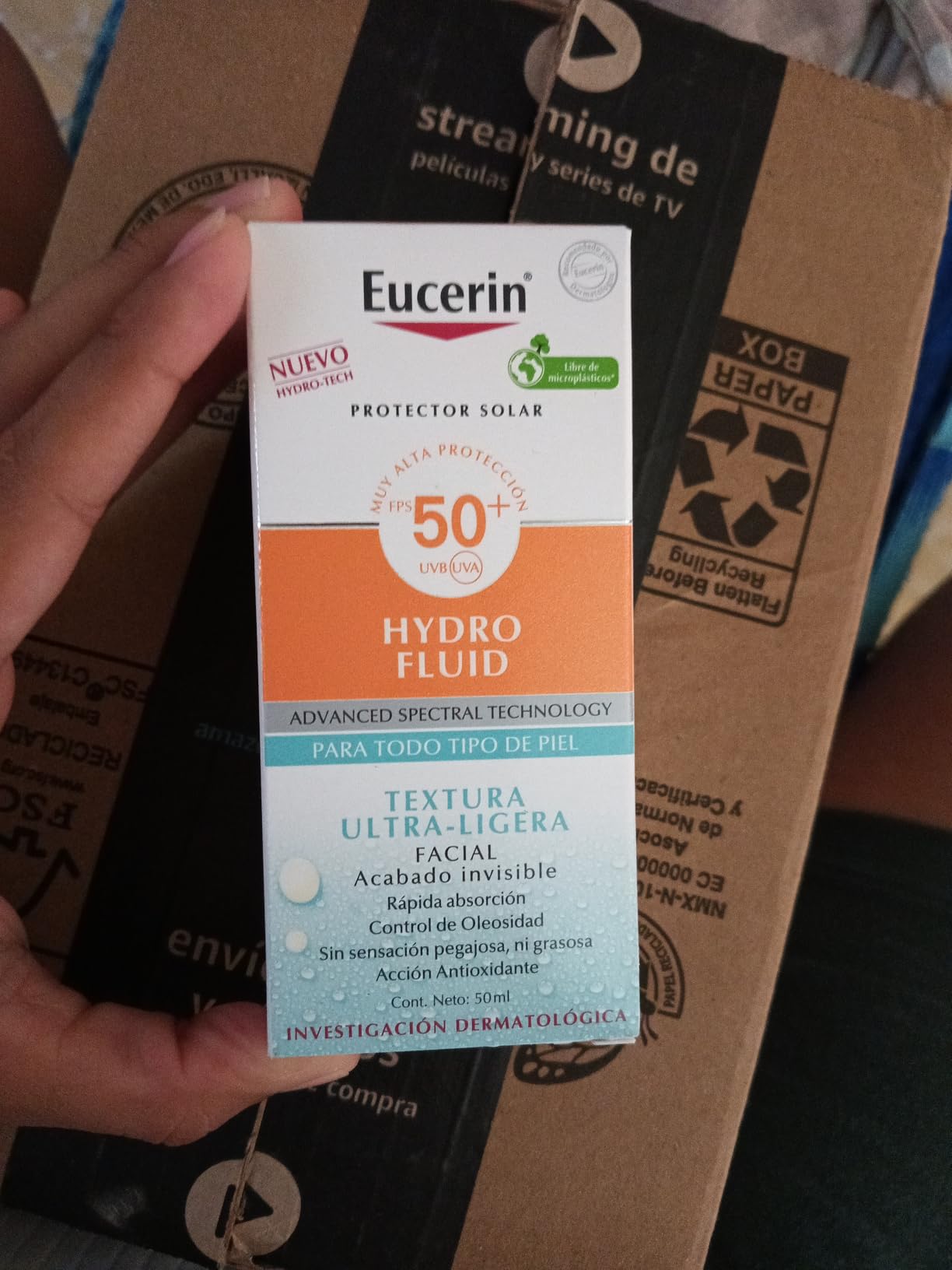 Eucerin Sun Face Hydro-Fluid Protector Solar Facial Ultra-Ligero SPF 50+ 50ml