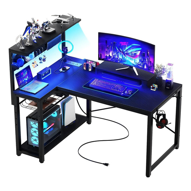 Escritorio Gamer Led Con Puertos Carga Textura Fibra Carbono